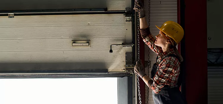 Addressing Common Garage Door Stoppage Issues in Clearwater, FL